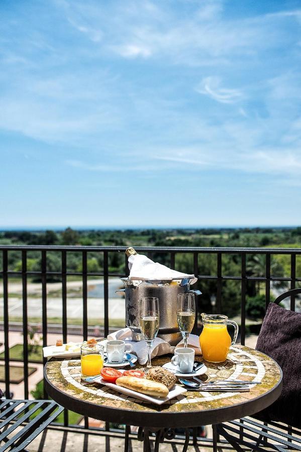 Termes Montbrio Hotel & Spa Монтбрио-дель-Камп Экстерьер фото