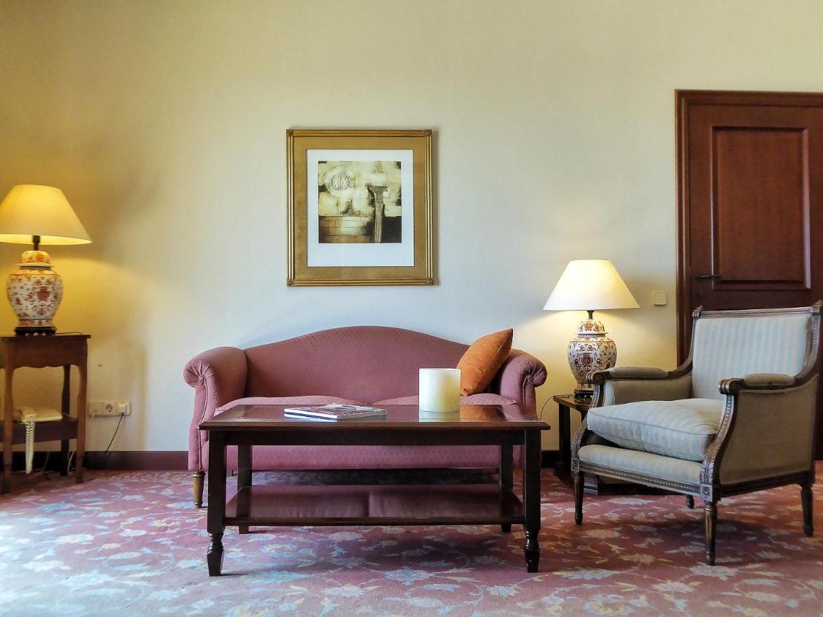 Termes Montbrio Hotel & Spa Монтбрио-дель-Камп Экстерьер фото