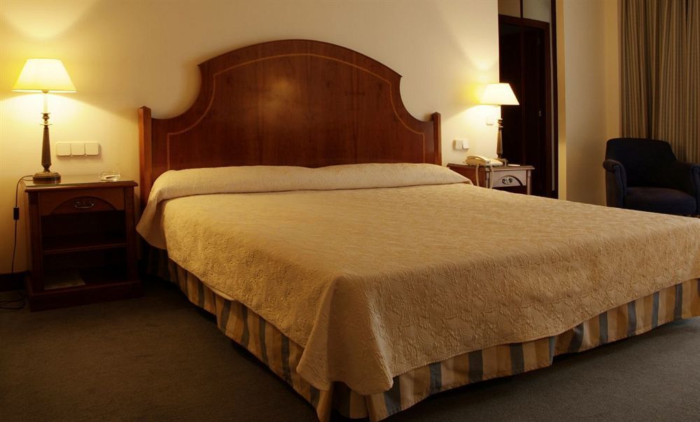 Termes Montbrio Hotel & Spa Монтбрио-дель-Камп Экстерьер фото